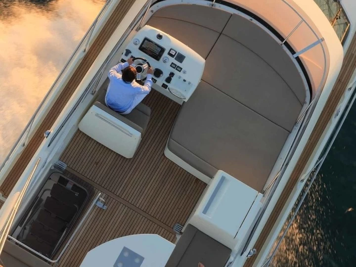 Verhuur Motorboot in Giardini-Naxos - Prestige Prestige 450 Fly