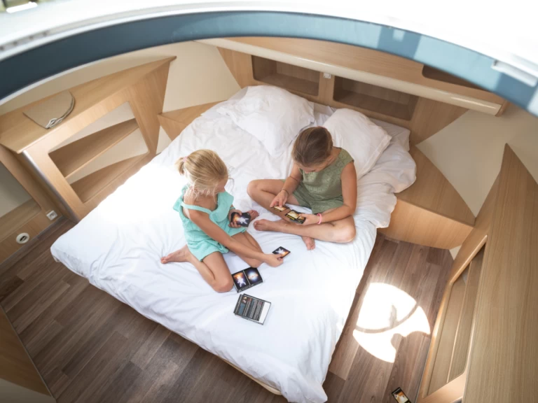 Bootverhuur Nicols Yacht Premium Family 6-8 p. in Sablé-sur-Sarthe via SamBoat