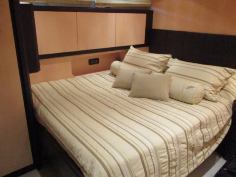 Verhuur Jacht in Salerno -  Mangusta 72