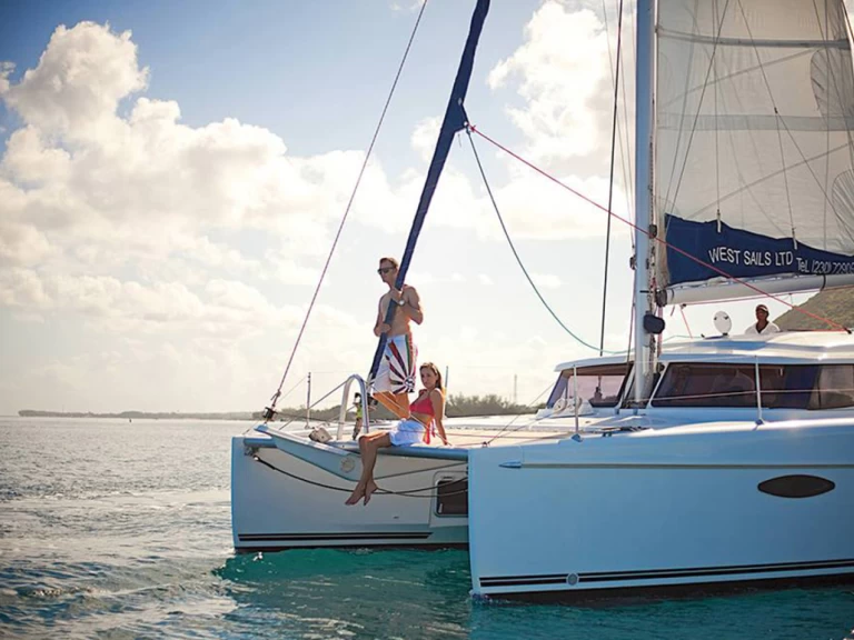 Bootverhuur Kendwa goedkoop Custom made