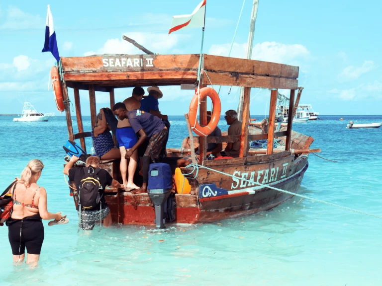 Verhuur Catamaran in Kendwa - Custom Made Custom made