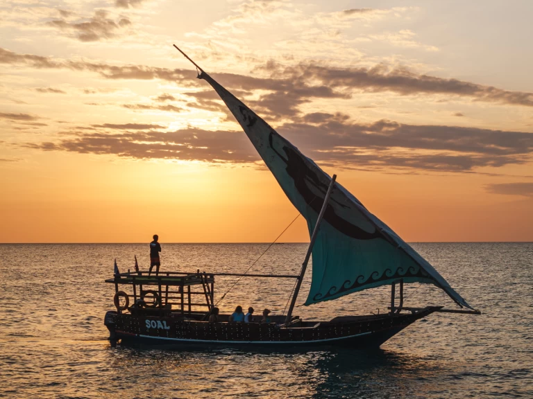 Bootverhuur Kendwa goedkoop Custom made