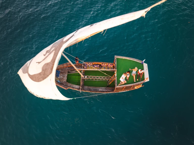 Verhuur Catamaran in Kendwa - Custom Made Custom made