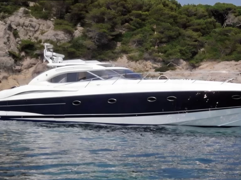 Huur een Sunseeker Predator 60 in Ibiza Town