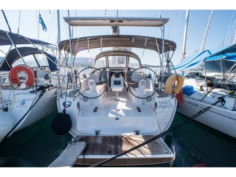 Bootverhuur Néa Péramos goedkoop Cruiser 37