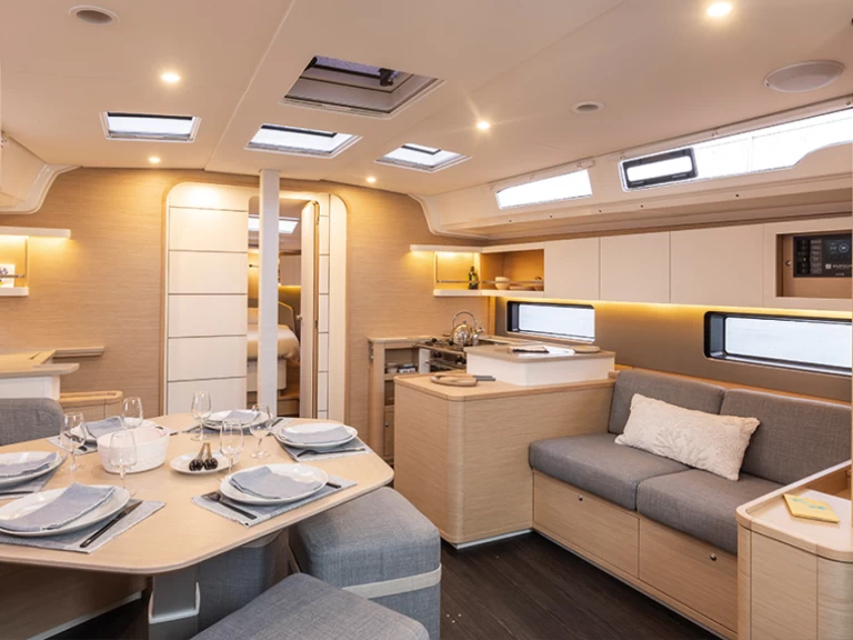 Bootverhuur Dufour Dufour 44 in Procida via SamBoat