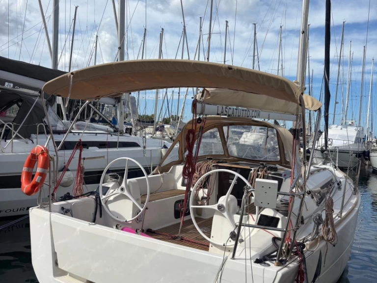 Huur een Dufour Dufour 310 Grand Large in Palermo