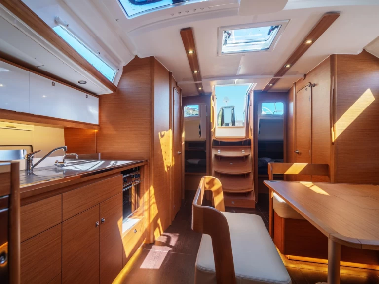 Zeilboot te huur in Cagliari voor de beste prijs