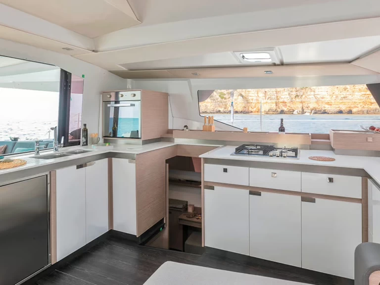 Catamaran te huur in Procida voor de beste prijs