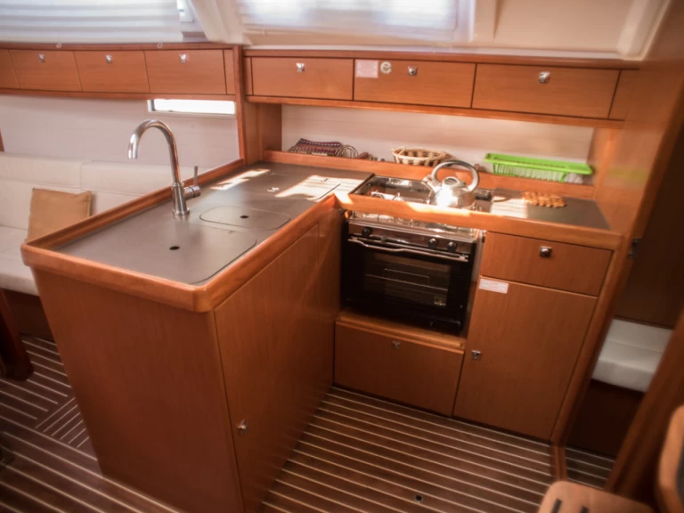 Verhuur Zeilboot Bavaria met vaarbewijs