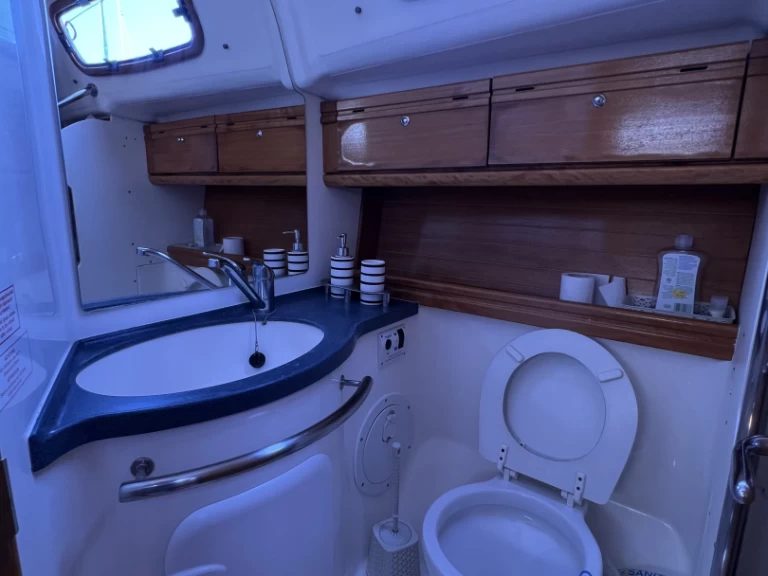 Huur Zeilboot met of zonder schipper Bavaria in Kavála