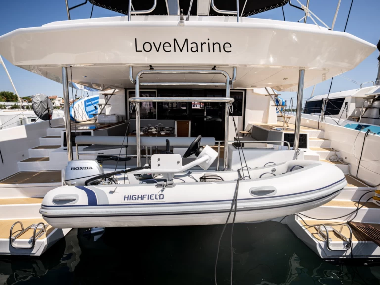 Verhuur Catamaran Dufour met vaarbewijs