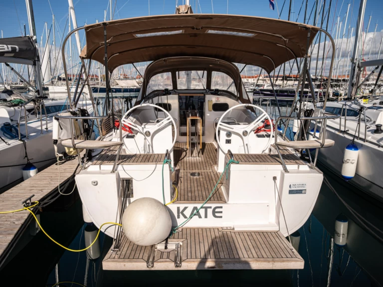 Huur Zeilboot met of zonder schipper Elan in Pirovac