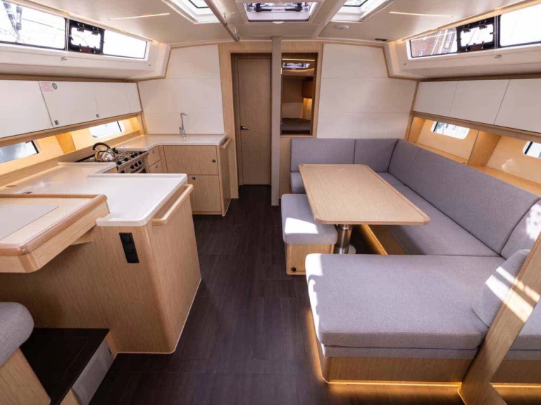 Bavaria Bavaria C46 te huur van particulier of professional in Jezera