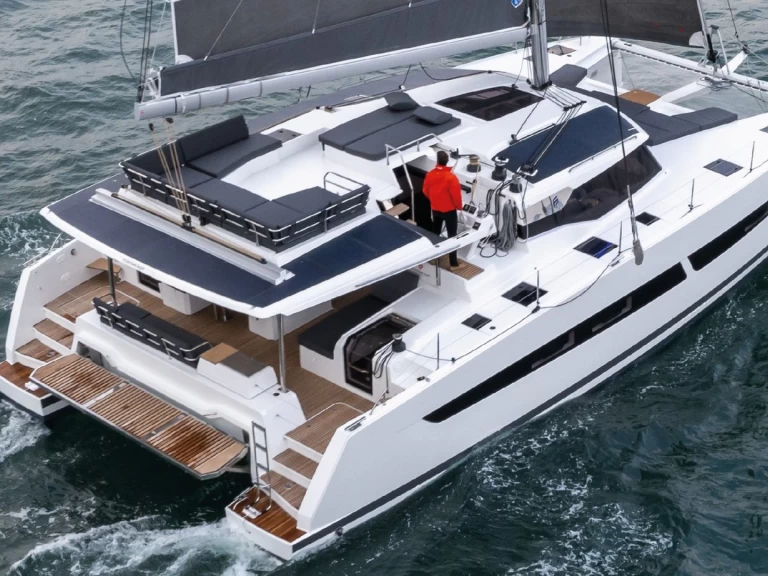 Huur een Fountaine Pajot Aura 51 in Le Marin