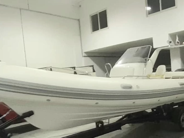 Bootverhuur Baden goedkoop Eagle 650 H