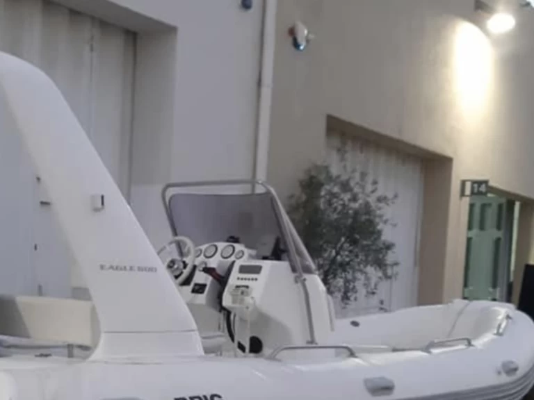 Bootverhuur Brig Eagle 650 H in Baden via SamBoat