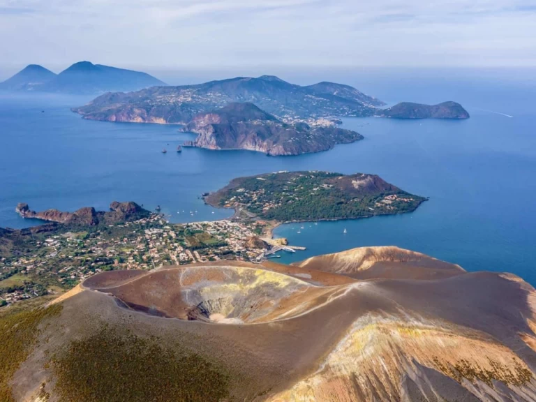 Jachthuur in Milazzo - Mochi Craft 35 dominatr big fly via SamBoat