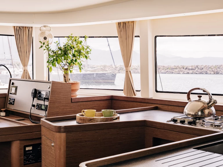 Lagoon Lagoon 42 te huur van particulier of professional in Kalamata