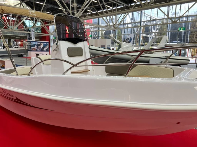 Bootverhuur marinesite Marine 19 Open  A in Sirmione via SamBoat