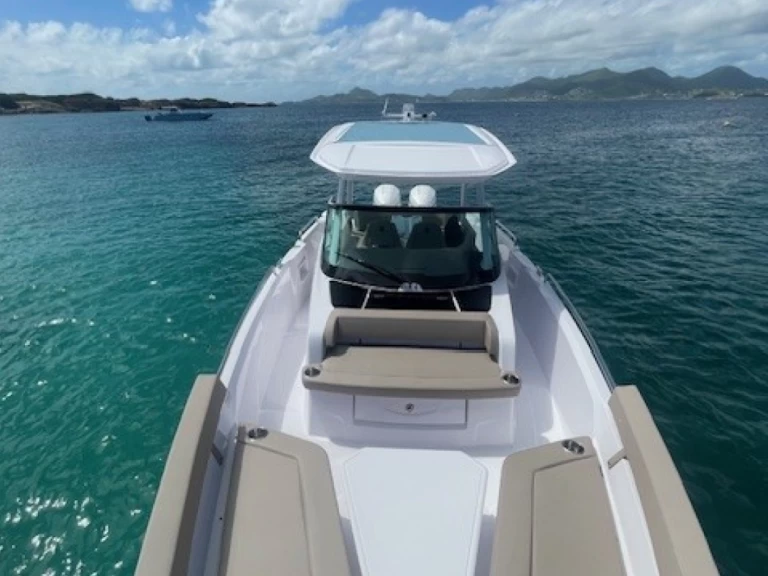 Verhuur Motorboot in Marigot - Axopar 29 Sun Top