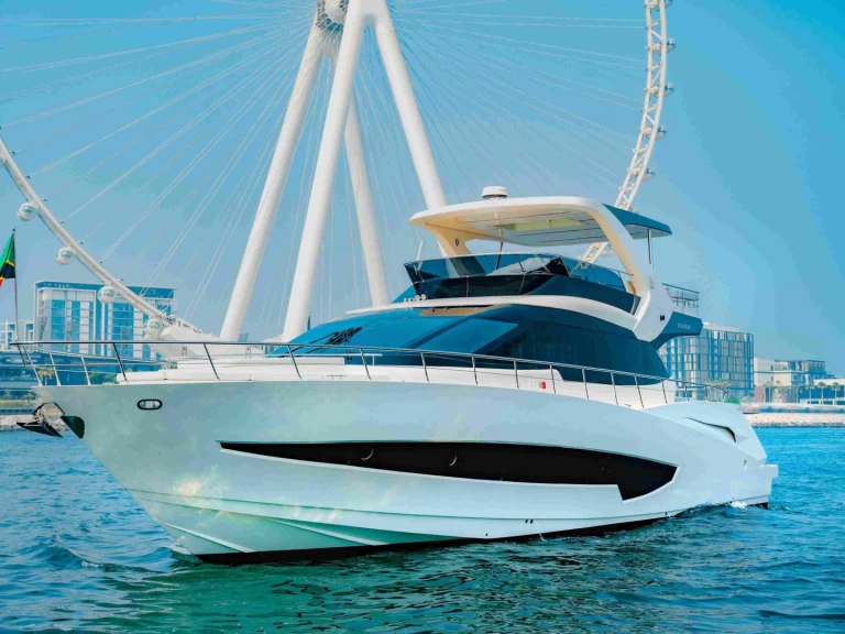 Huur Jacht met of zonder schipper Custom in Dubai Marina