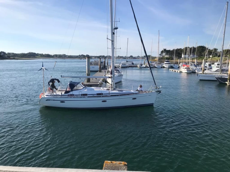 Bootverhuur Bavaria Bavaria 39 Cruiser in Locmiquélic via SamBoat