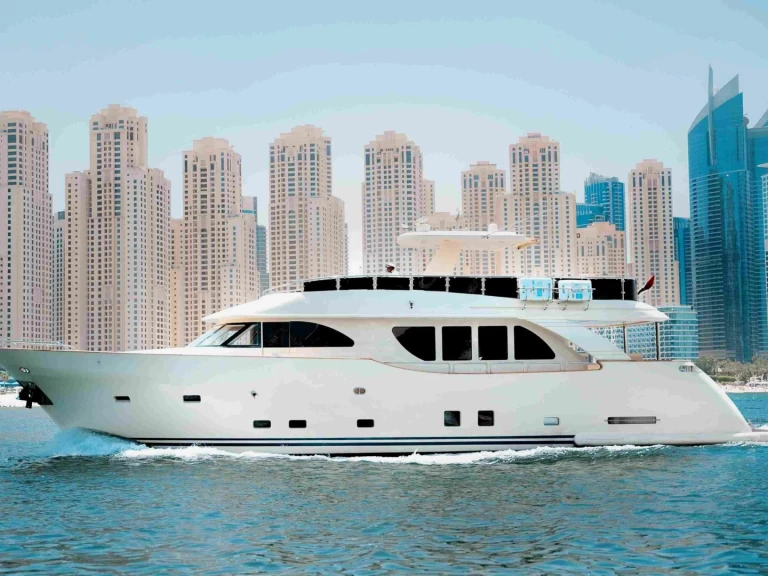 Bootverhuur CLASSICO 80 in Dubai Marina via SamBoat