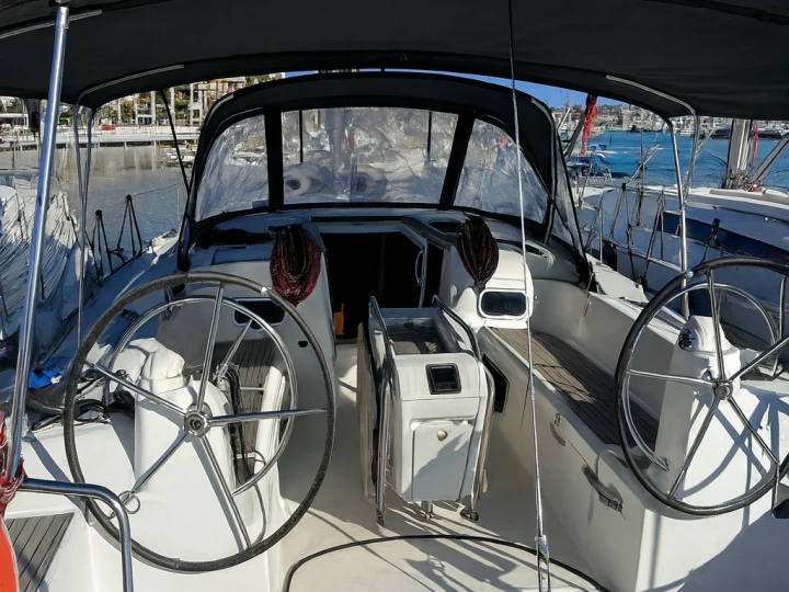 Bootverhuur Palma de Mallorca goedkoop Sun Odyssey 469