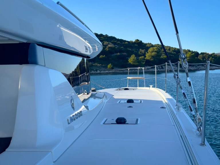 Huur Catamaran met of zonder schipper Lagoon in Seget Donji