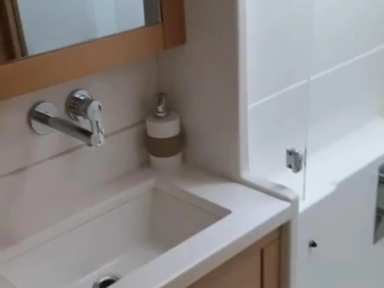 Huur een Lagoon Lagoon 450 F in Sant Antoni de Portmany