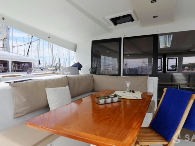 Catamaran te huur in Roses voor de beste prijs