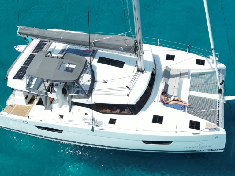 Verhuur Catamaran in Hyères - Fountaine Pajot Astrea 42