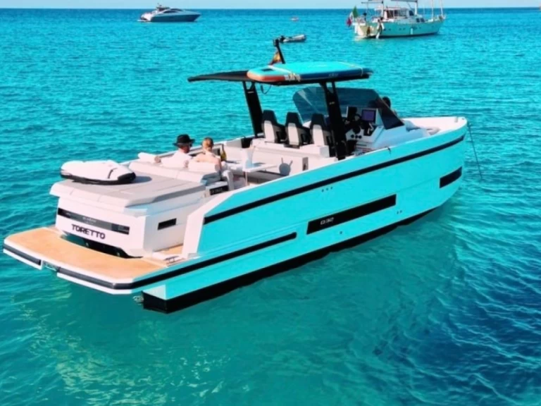 Verhuur Motorboot in Mahón - De Antonio De Antonio D32