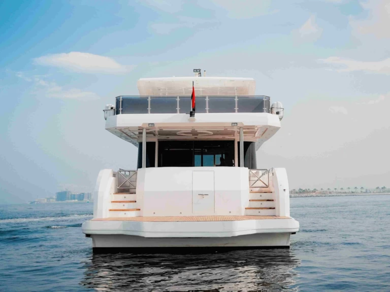 Verhuur Jacht in Dubai Marina - Majesty Yachts 82