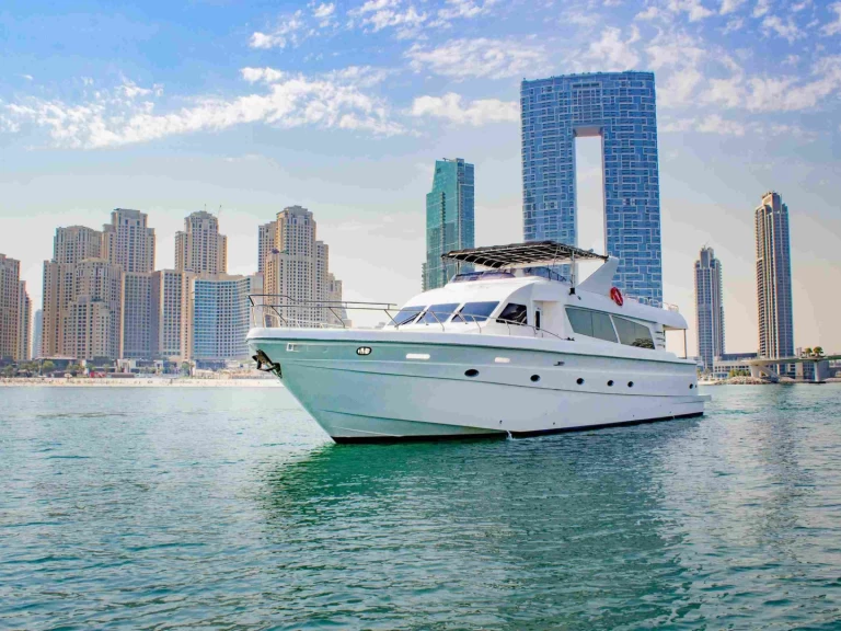 Bootverhuur Gulf Craft 90 in Dubai Marina via SamBoat