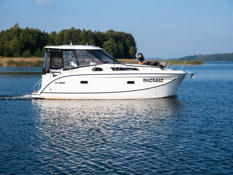 Verhuur Woonboot in Ogonki - Futura 860