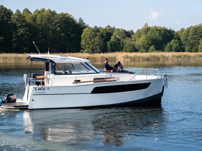 Verhuur Motorboot in Ogonki - nautika 830