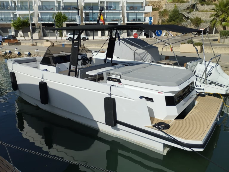 Huur een DE ANTONIO Yachts D29 Open in Mahón