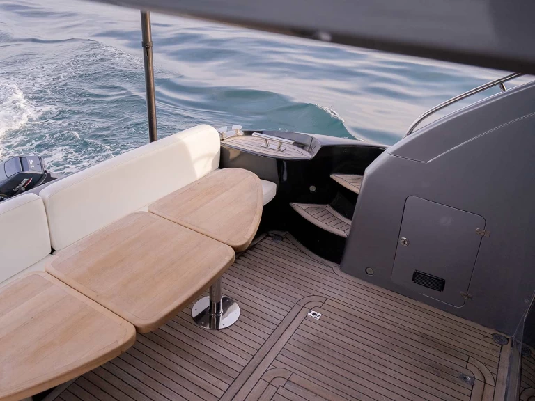 Bootverhuur Azimut Azimut 55 in Phuket via SamBoat