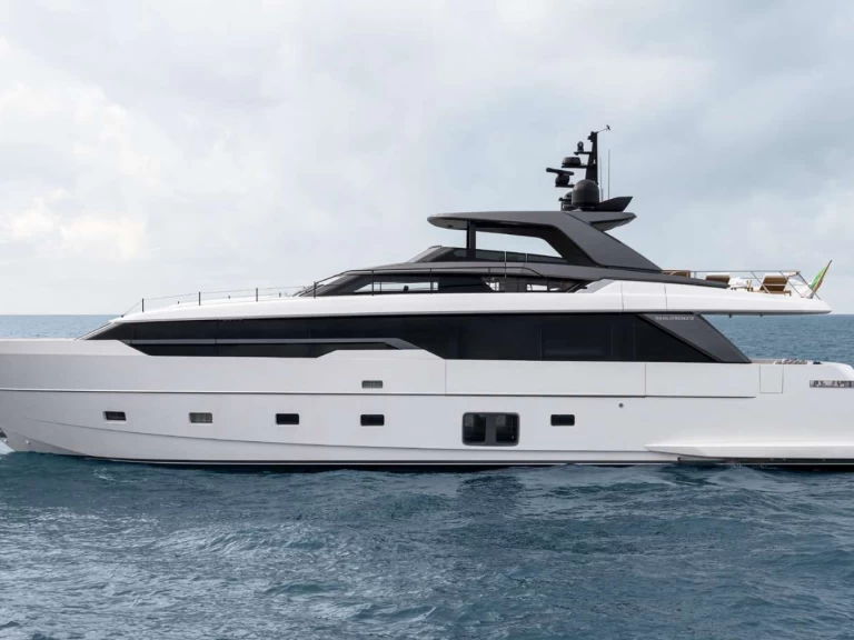 Huur een San Lorenzo DANLOU  in Athene