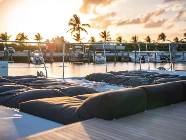 Verhuur Jacht Lagoon met vaarbewijs