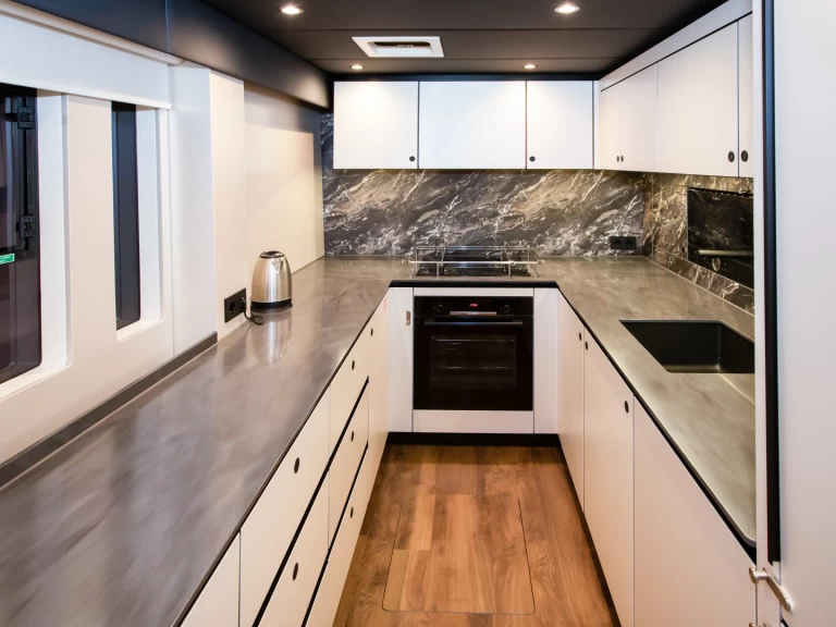 Bootverhuur Rogoznica goedkoop Sunreef 60 (23)