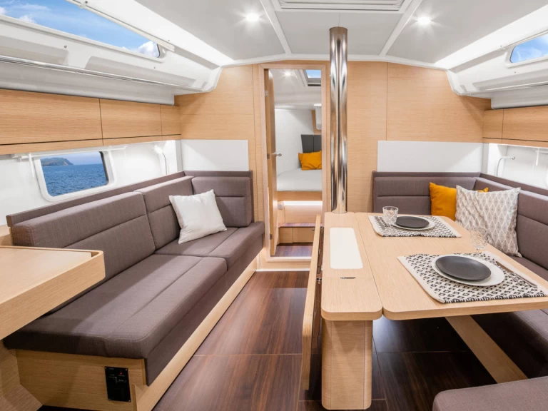 Bootverhuur Hanse Hanse 418 in Trogir via SamBoat