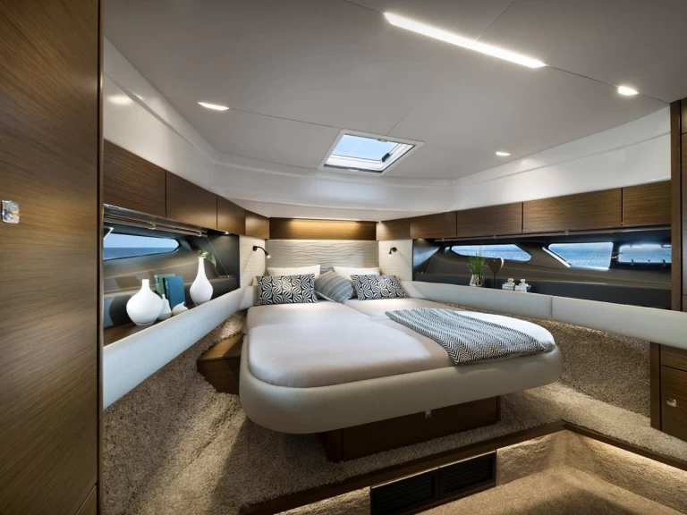 Bavaria Bavaria R55 te huur van particulier of professional in Seget Donji