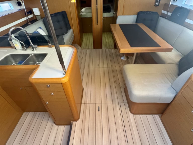 Huur Zeilboot met of zonder schipper Jeanneau in Dubrovnik