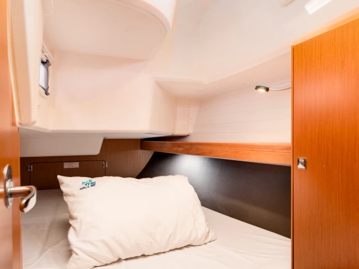 Verhuur Zeilboot in Punat - Bavaria Cruiser 37