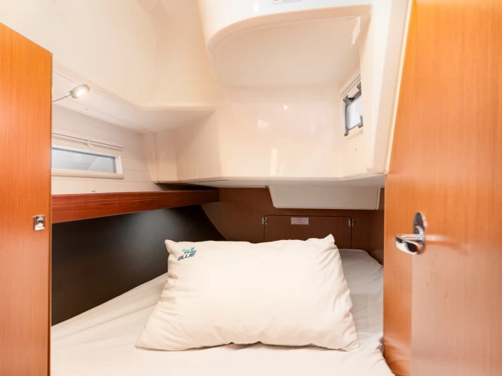 Bootverhuur Bavaria Cruiser 37 in Punat via SamBoat