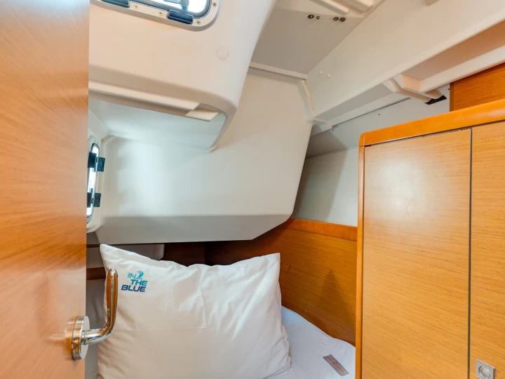 Huur een Jeanneau Sun Odyssey 349 in Punat