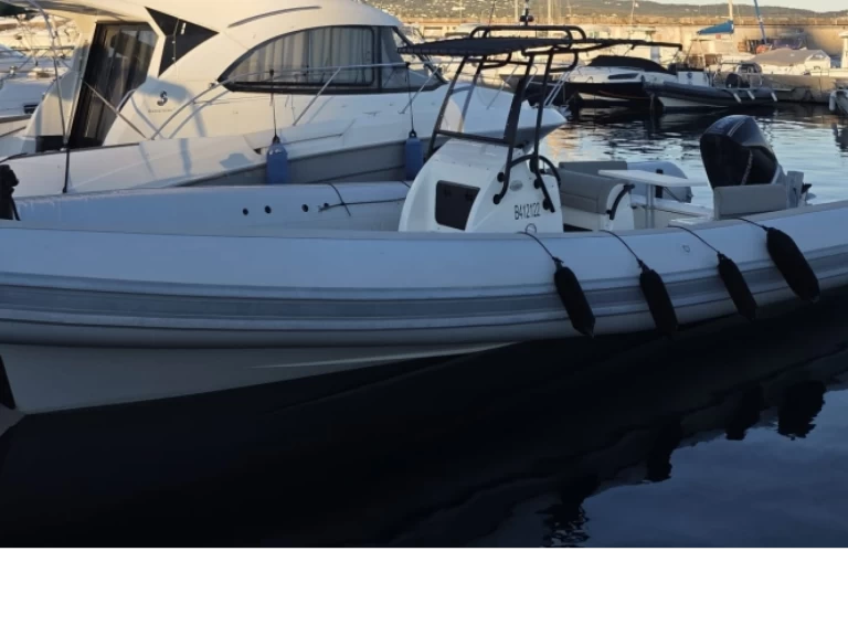 Bootverhuur Sea Water Sea Water Phantom 280 in Port de Cavalaire-sur-Mer via SamBoat